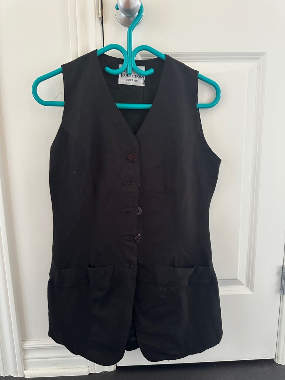 Smart set collections Black Button-Front Sleeveless Vest
